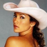 J-Lo Diperas Rp 9 Miliar